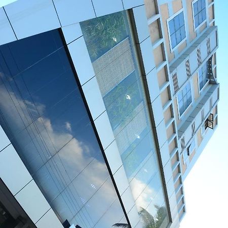 Hotel Falcon Thiruvananthapuram Екстериор снимка