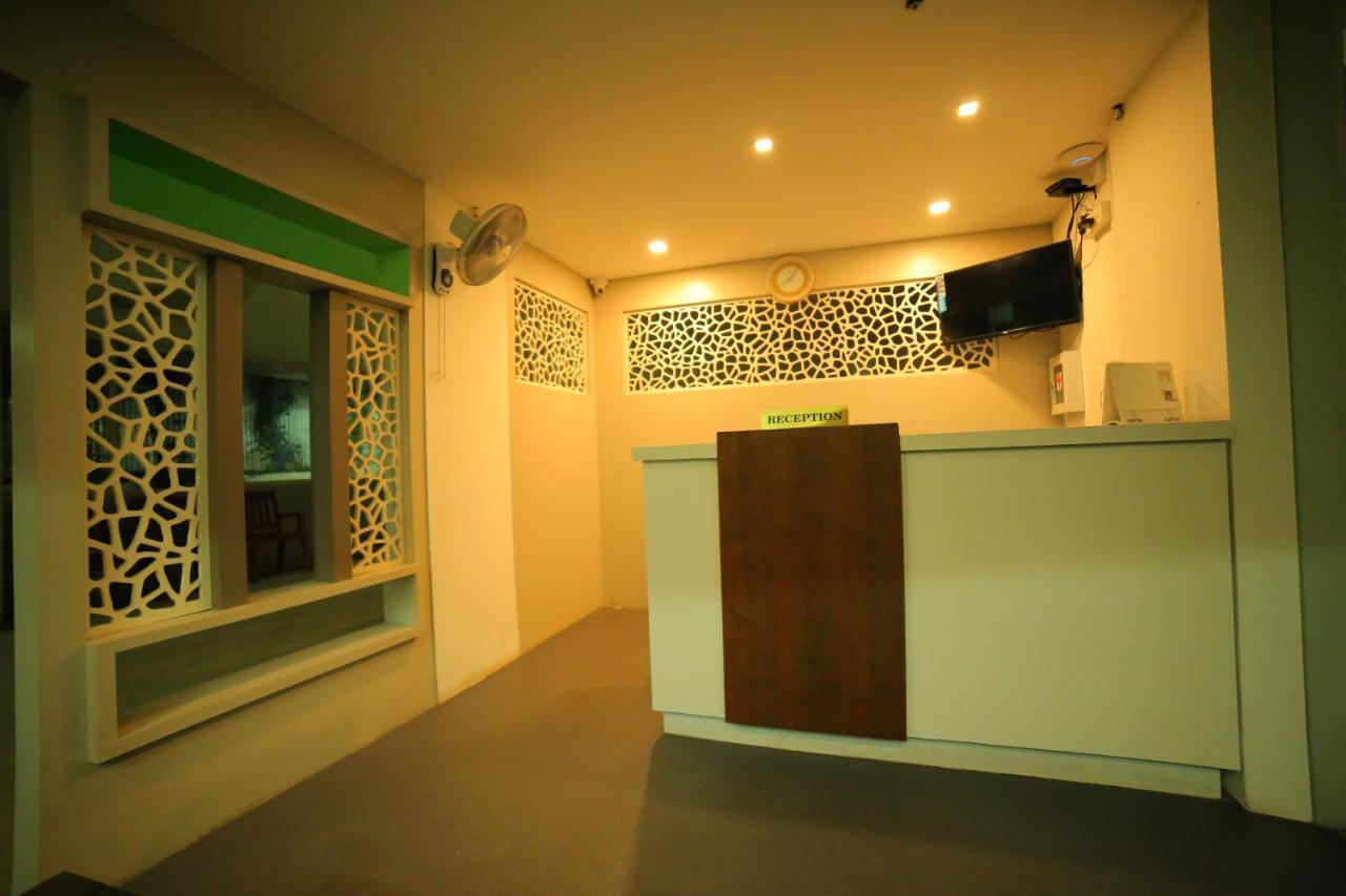 Hotel Falcon Thiruvananthapuram Екстериор снимка