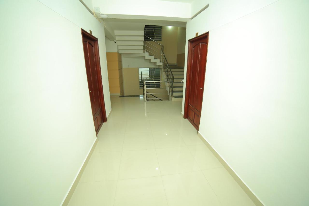 Hotel Falcon Thiruvananthapuram Екстериор снимка